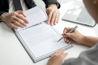  Independent contractor vs. employee